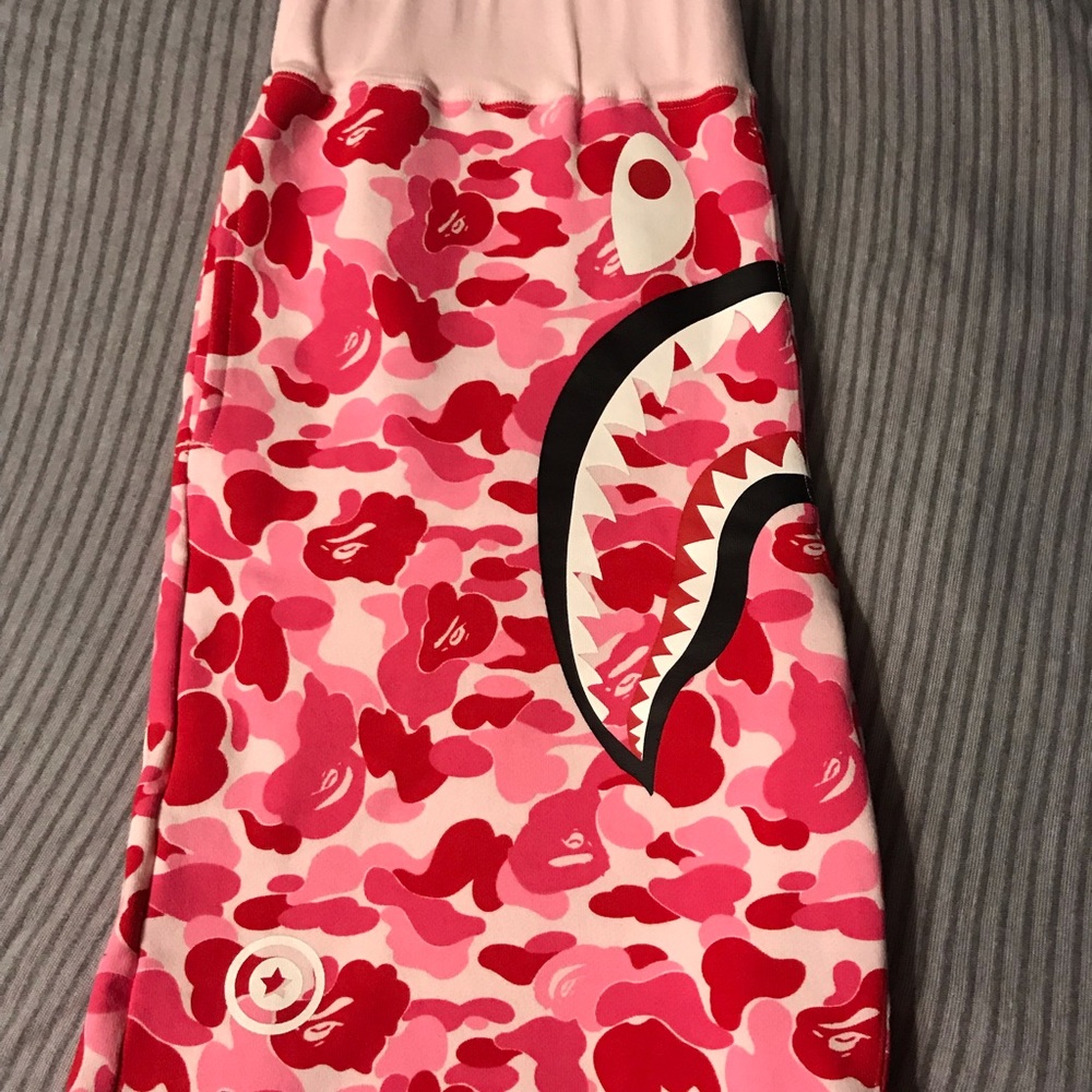 💕💕💋Limited Edition BAPE Shorts💋💕💕